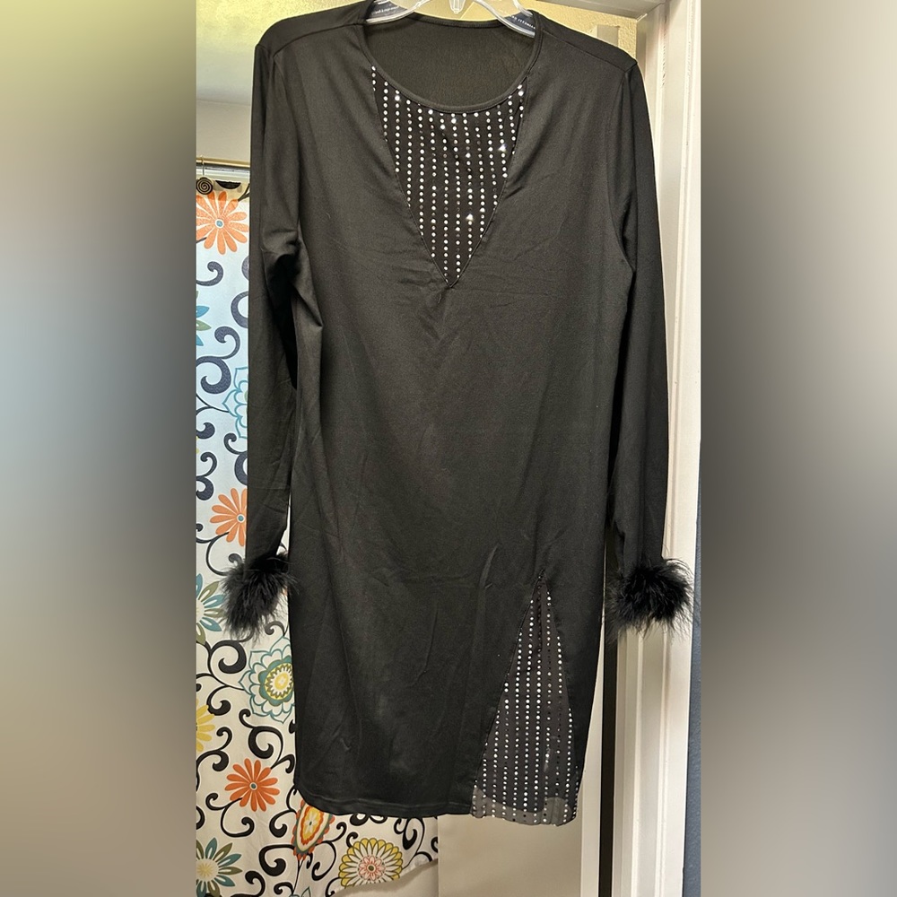 New black long sleeve night out dress
